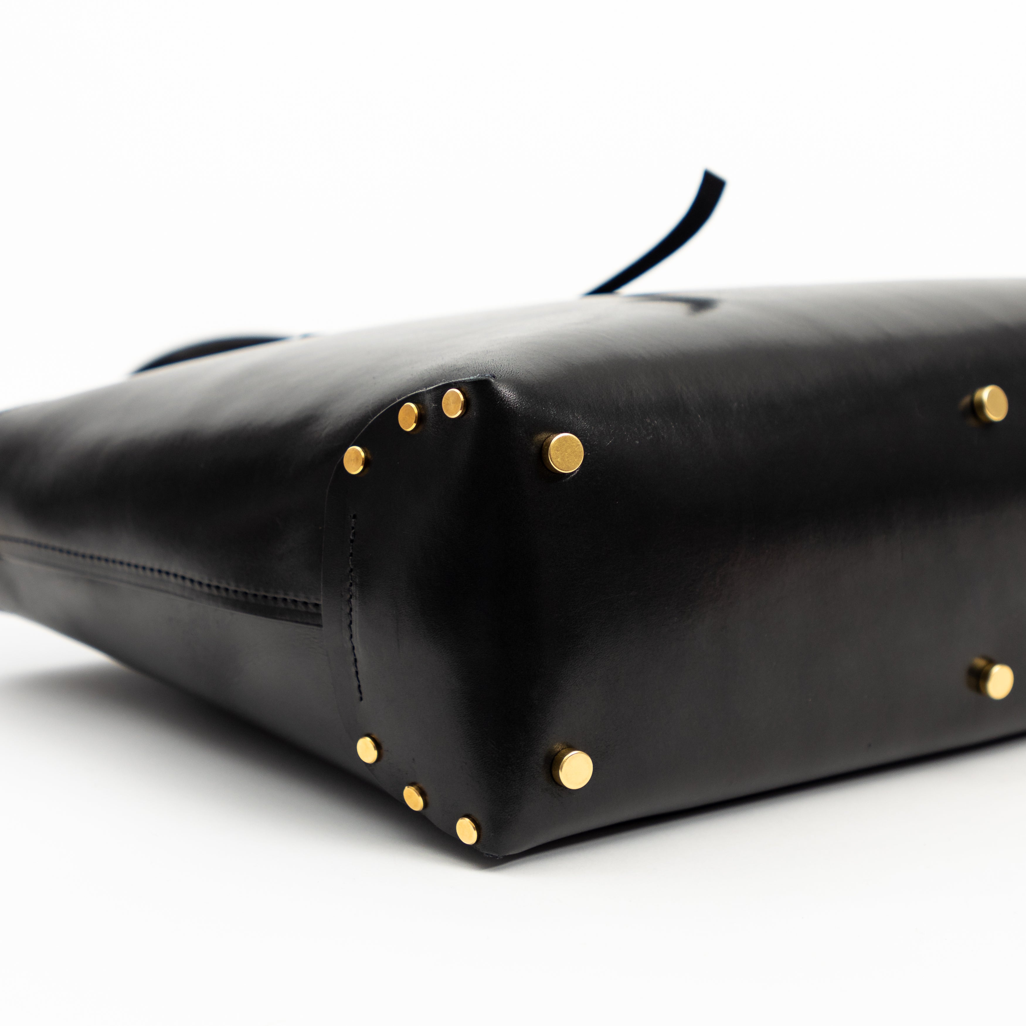 East West Zip Tote Large | Black