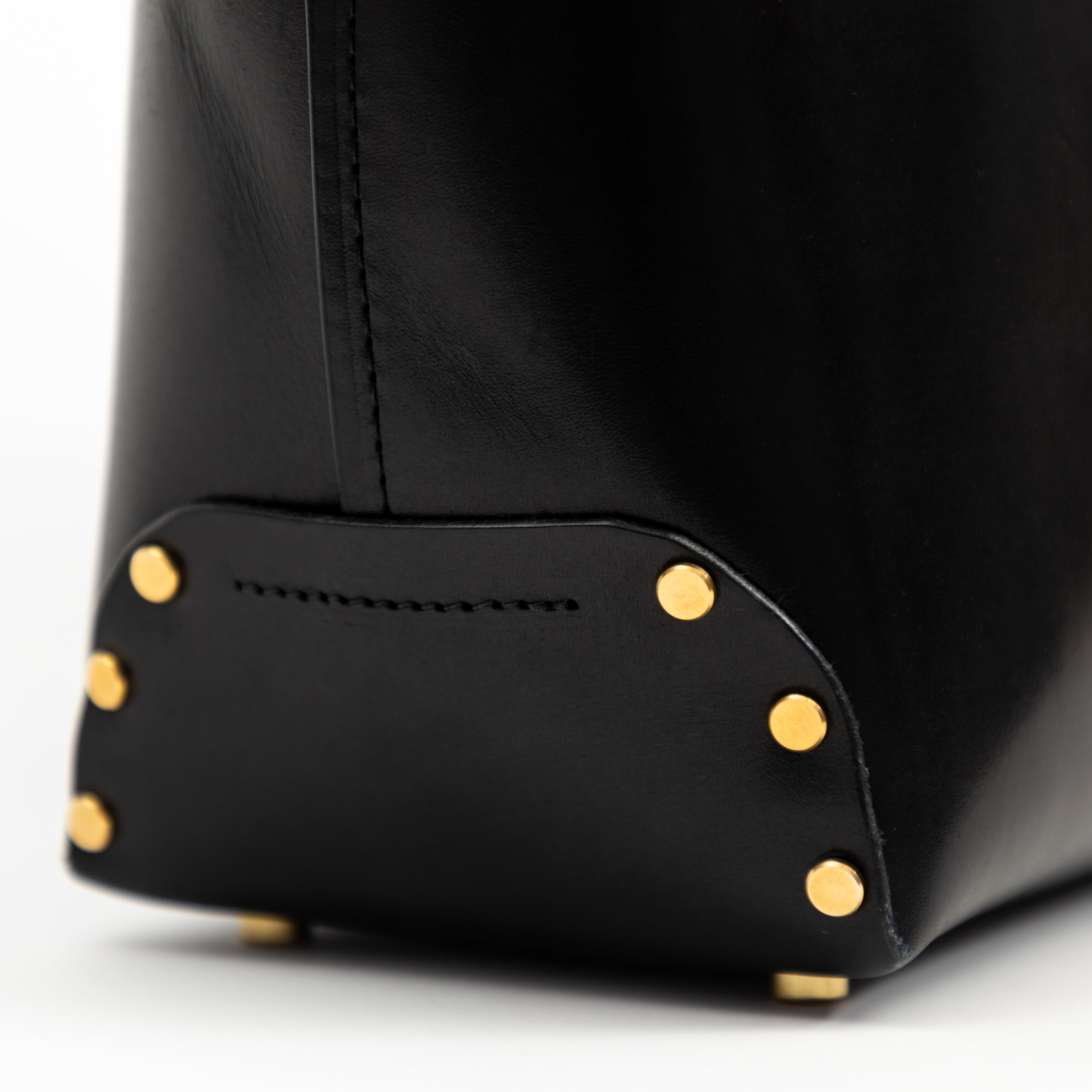 East West Zip Tote Large | Black