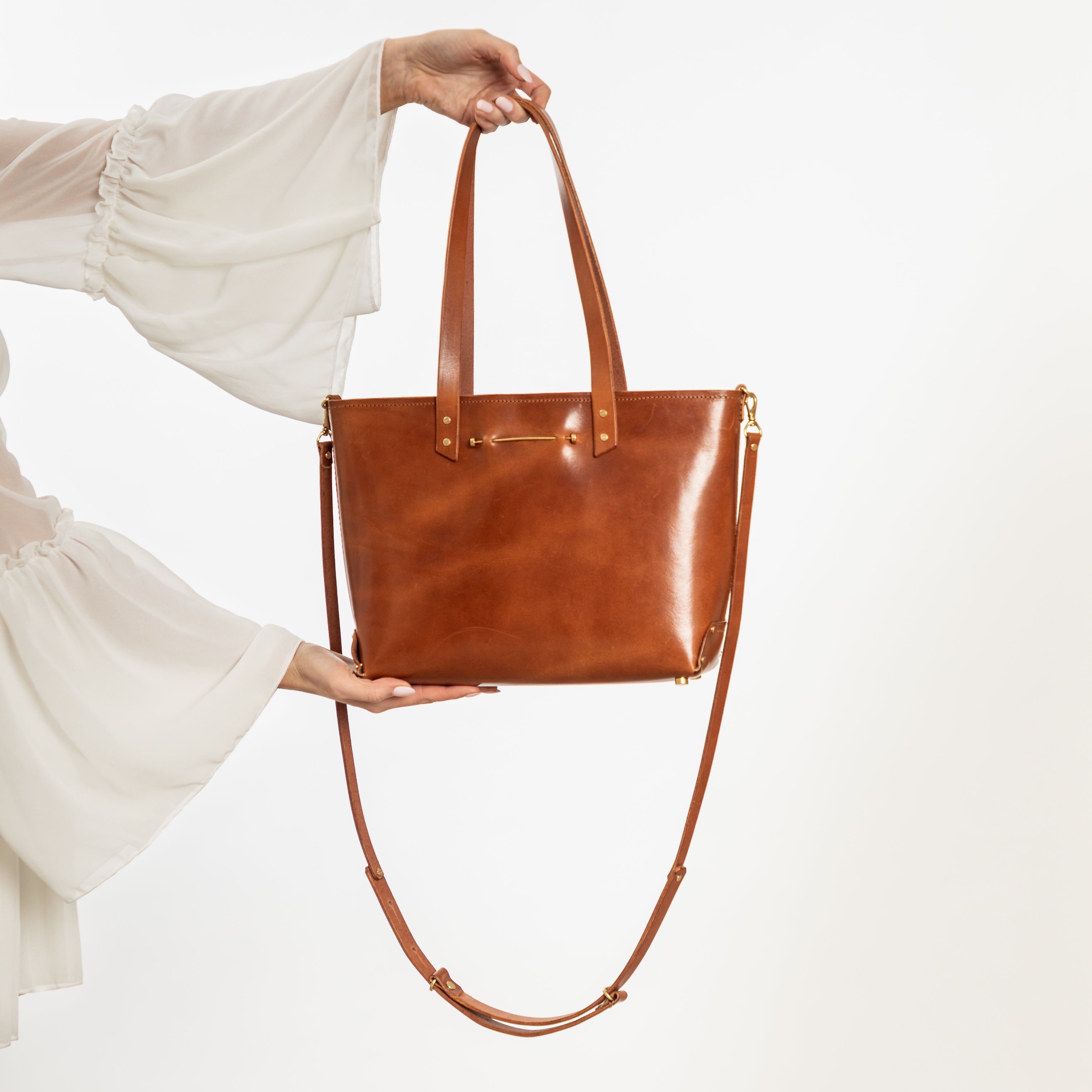 East West Zip Tote Small | Hazelnut