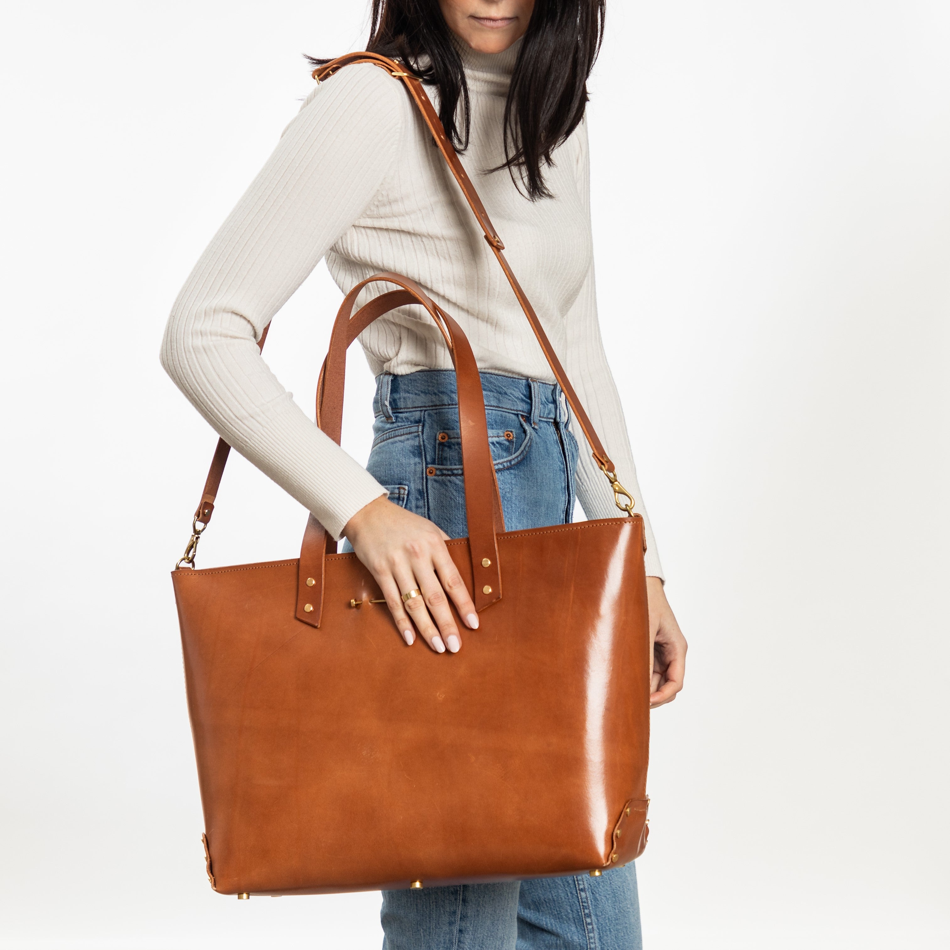 East West Zip Tote Large | Hazelnut